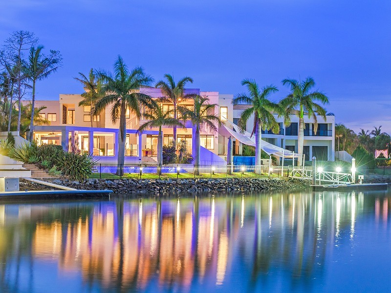 1133 Beechwood Drive, Hope Island QLD 4212