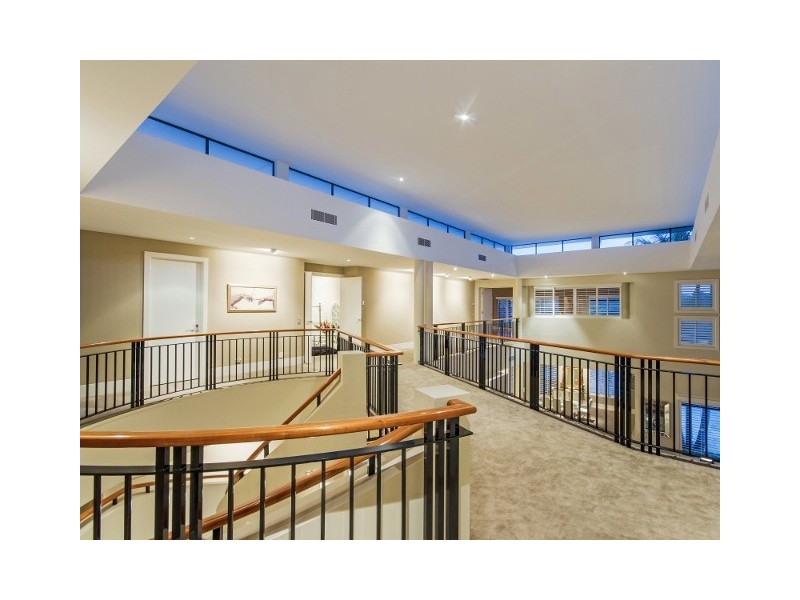 1133 Beechwood Drive, Hope Island QLD 4212