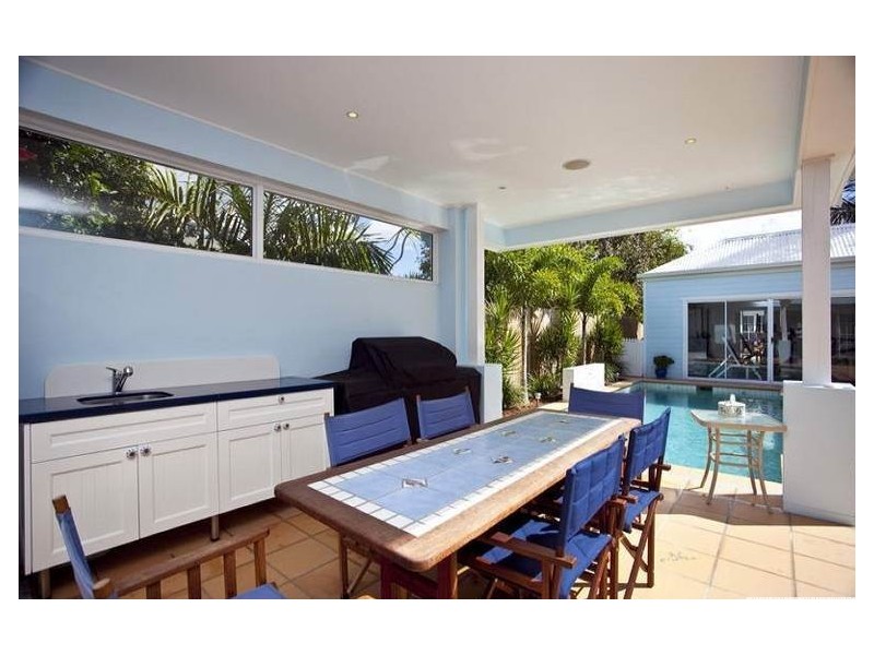 25 Thirteenth Avenue, Palm Beach QLD 4221