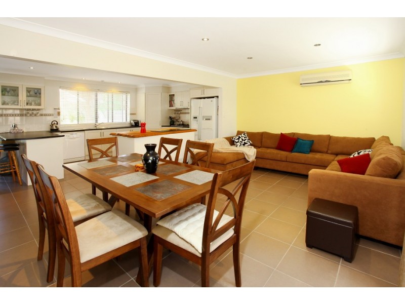 56 Collins Crescent, Benowa QLD 4217