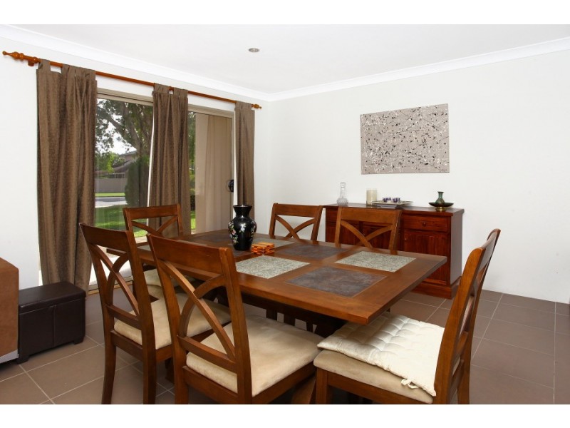 56 Collins Crescent, Benowa QLD 4217