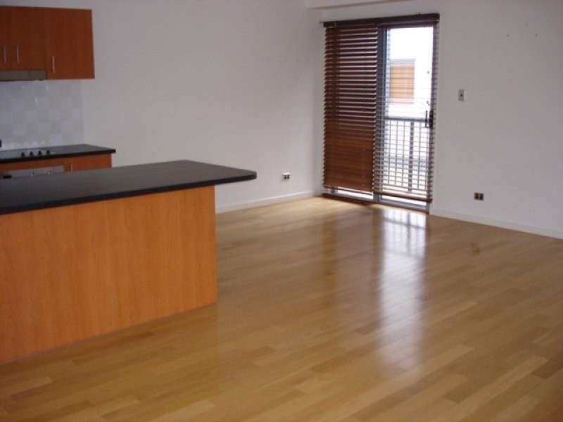 10/16 Baker St, Labrador QLD 4215