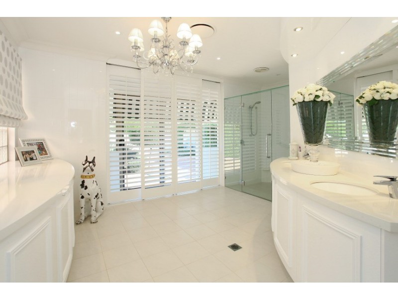 70/40 Cotlew Street East, Southport QLD 4215