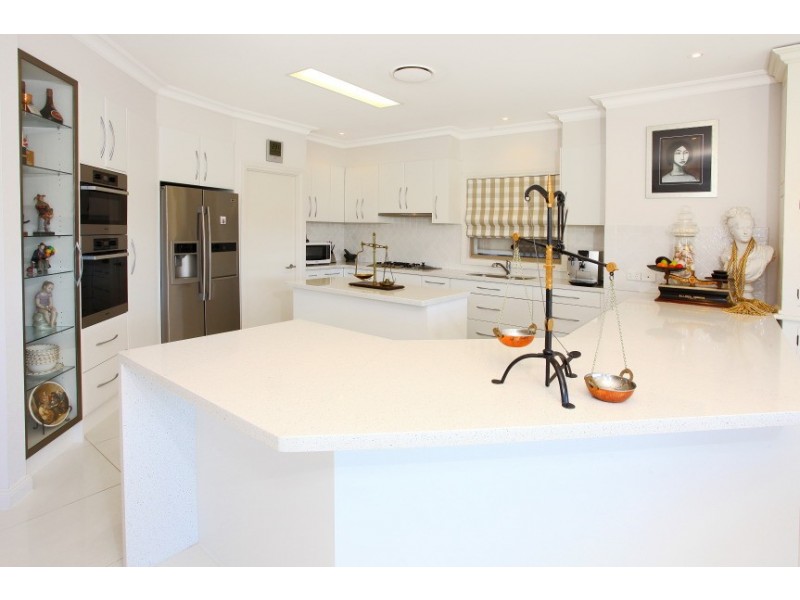 70/40 Cotlew Street East, Southport QLD 4215