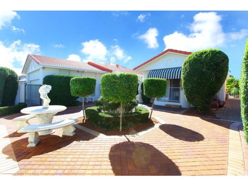 70/40 Cotlew Street East, Southport QLD 4215