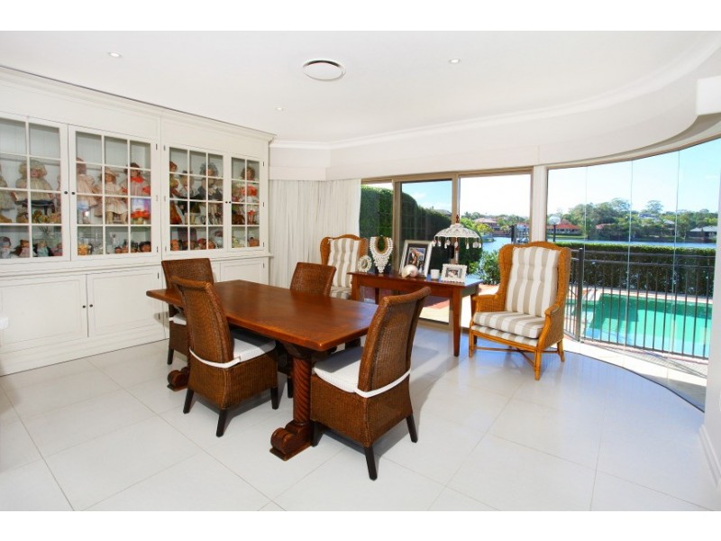 70/40 Cotlew Street East, Southport QLD 4215