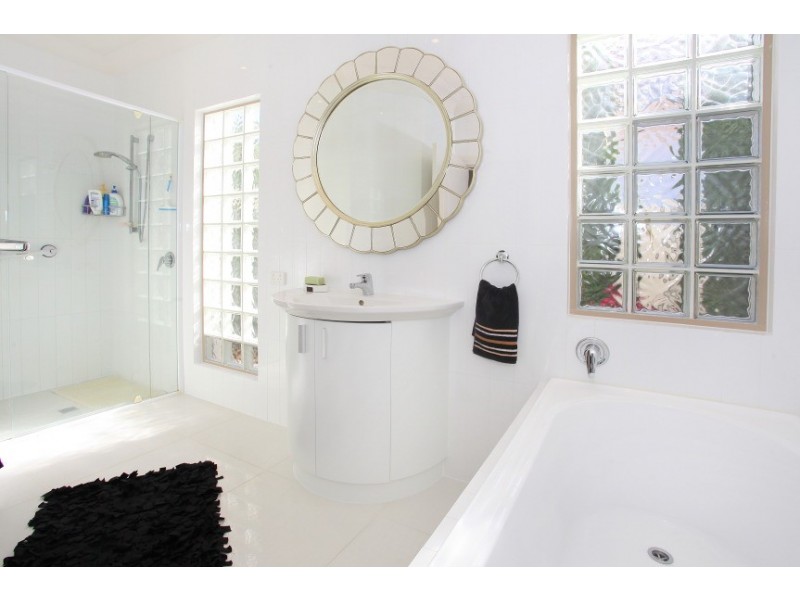 70/40 Cotlew Street East, Southport QLD 4215