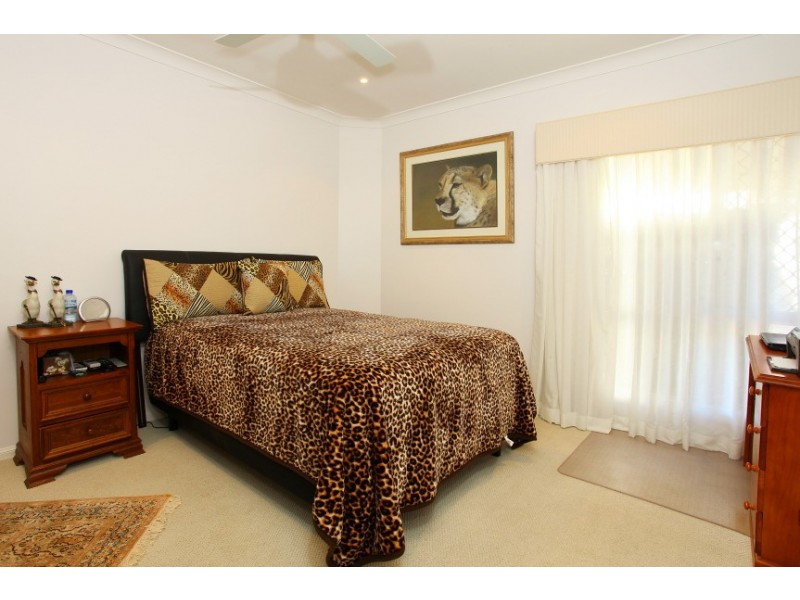 70/40 Cotlew Street East, Southport QLD 4215