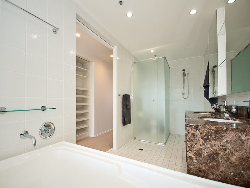 1035 “Liberty” 1 Lennie Avenue, Main Beach QLD 4217