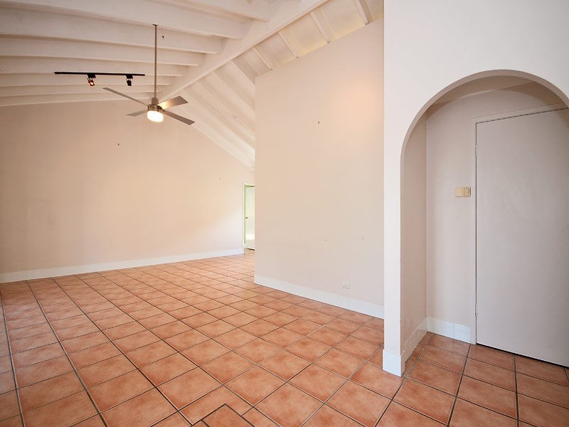 23 Allawah St, Sorrento QLD 4217