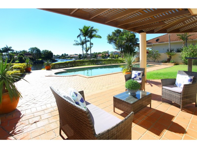1055 Rosebank Way West, Hope Island QLD 4212