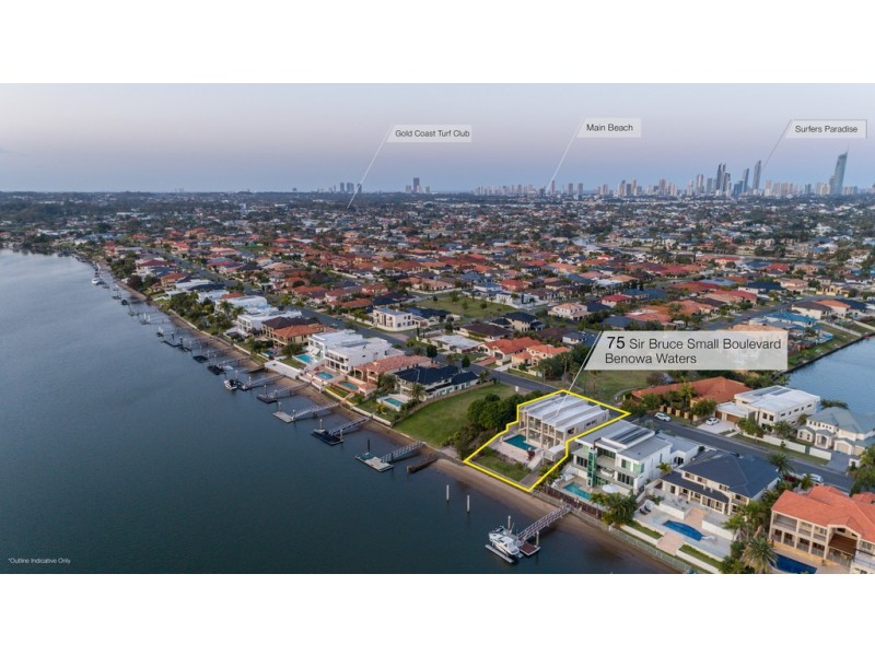 75 Sir Bruce Small Boulevard, Benowa Waters QLD 4217