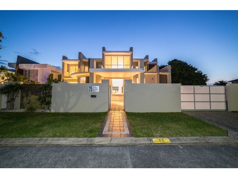75 Sir Bruce Small Boulevard, Benowa Waters QLD 4217