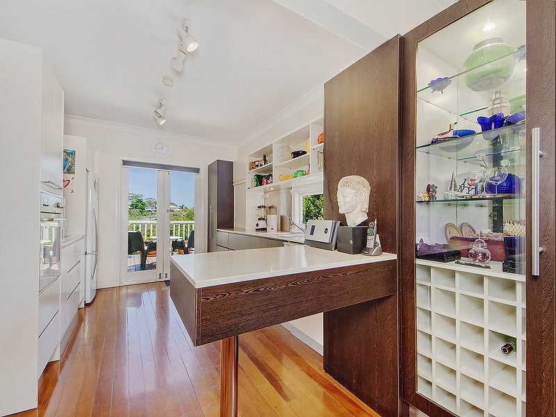 10 Alicia Street, Southport QLD 4215