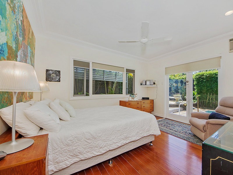 10 Alicia Street, Southport QLD 4215