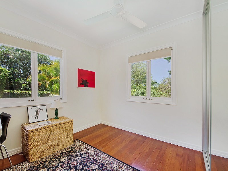 10 Alicia Street, Southport QLD 4215