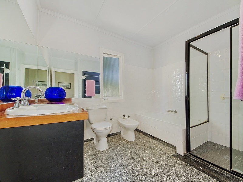 10 Alicia Street, Southport QLD 4215