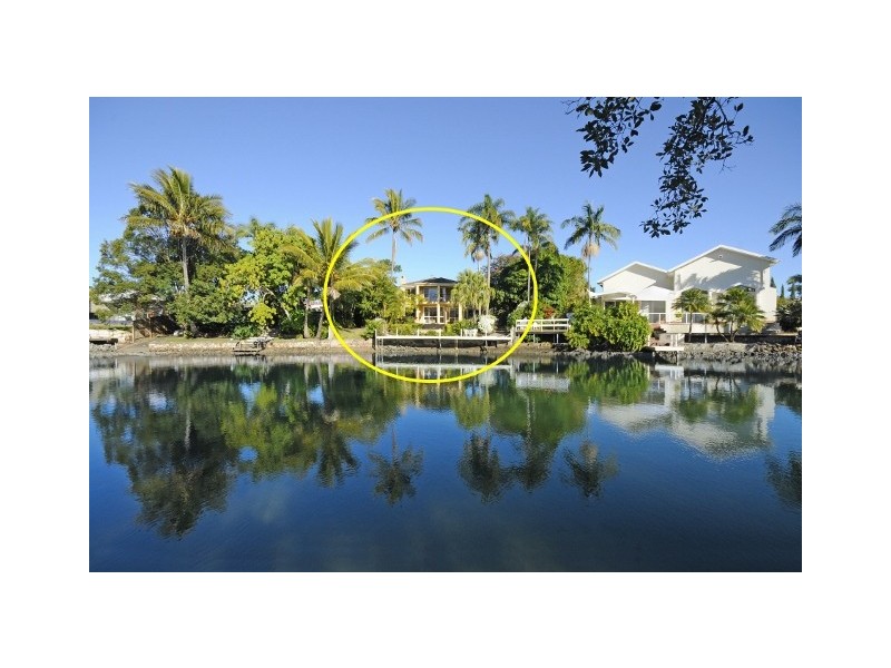 28 Savoy Drive, Broadbeach Waters QLD 4218