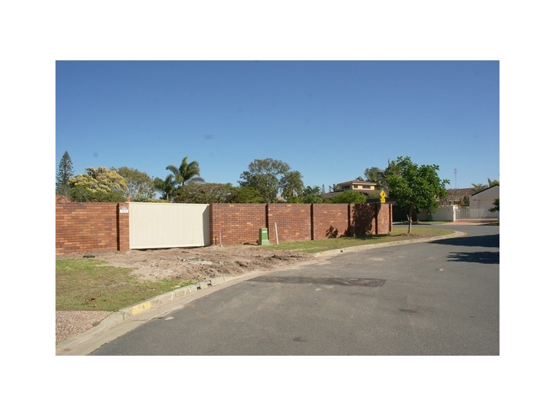 13 Gretel Drive, Mermaid Waters QLD 4218