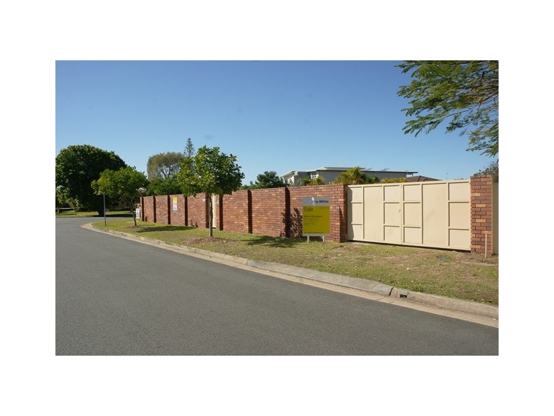 13 Gretel Drive, Mermaid Waters QLD 4218