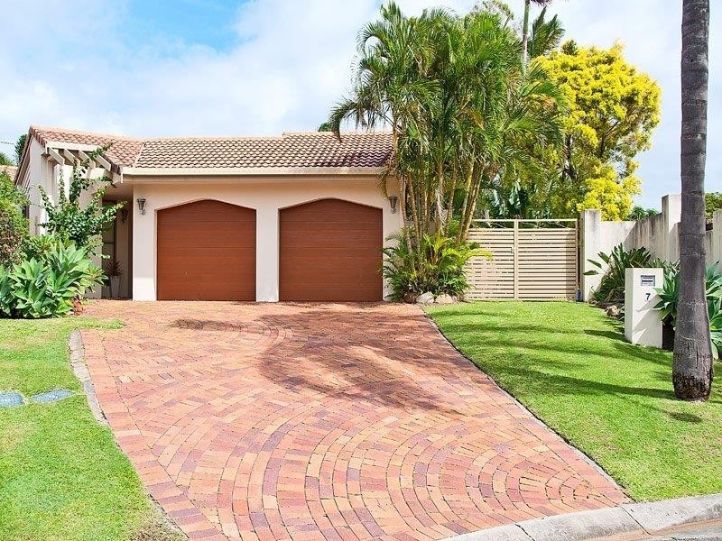 7 Tween Court, Mermaid Waters QLD 4218