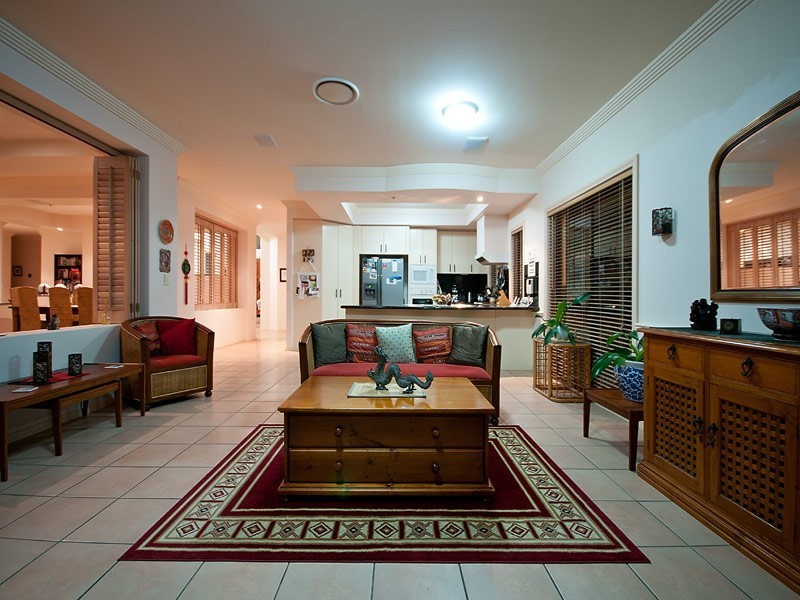 28 Charolais Cres, Benowa Waters QLD 4217