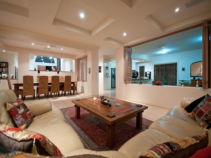 28 Charolais Cres, Benowa Waters QLD 4217