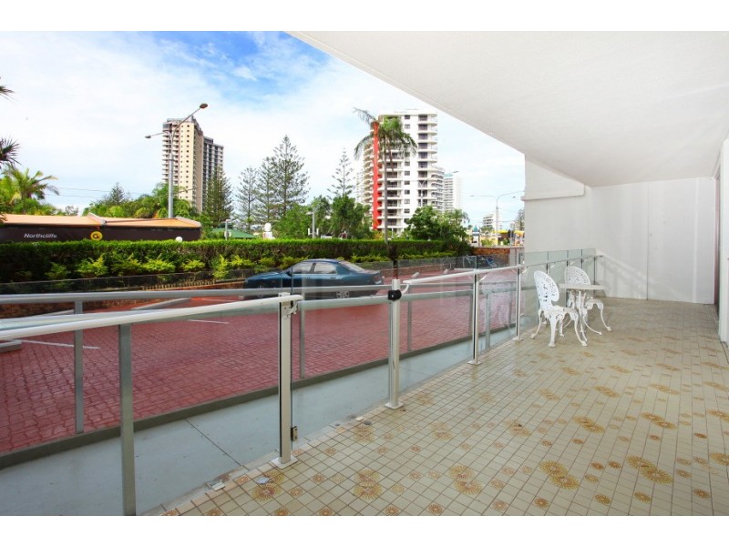 7 ‘Thornton Towers’ 33 Thornton Street, Surfers Paradise QLD 4217
