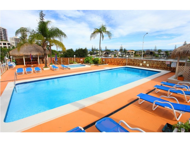 7 ‘Thornton Towers’ 33 Thornton Street, Surfers Paradise QLD 4217
