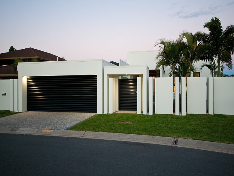 10 Wyuna Street, Broadbeach Waters QLD 4218