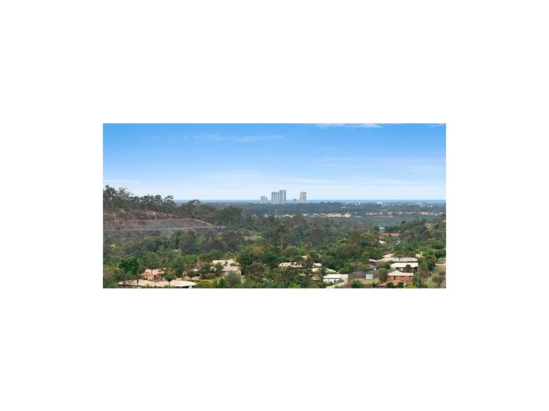 32 Palmerston Dr, Oxenford QLD 4210