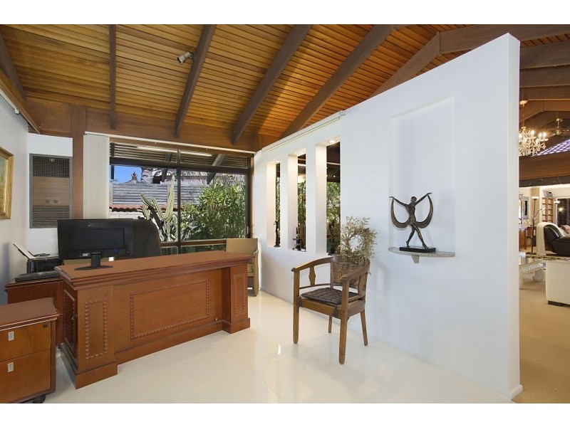 5 Fiesta Avenue, Isle Of Capri QLD 4217