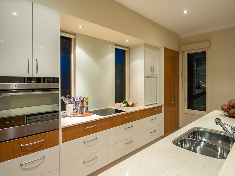 5 The Corso, Isle Of Capri QLD 4217