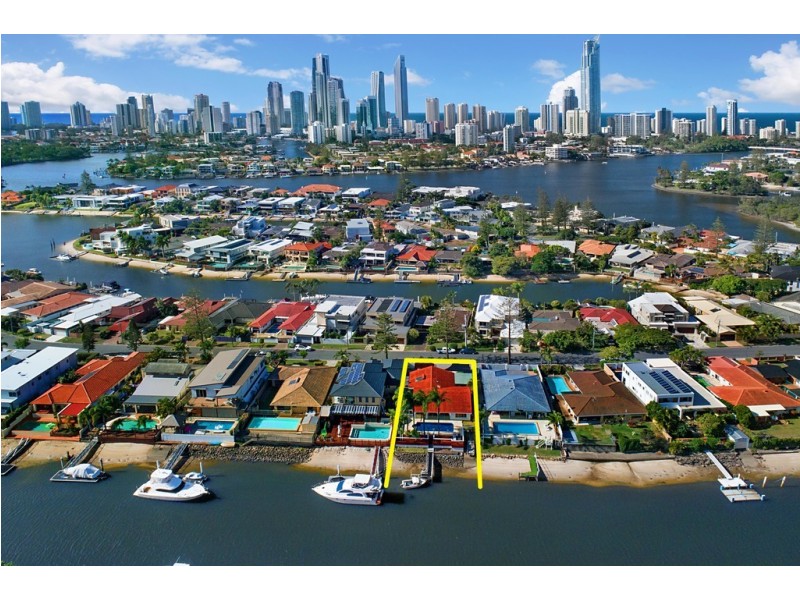 62 Gibraltar Drive, Isle Of Capri QLD 4217