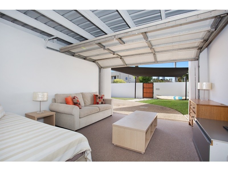 62 Gibraltar Drive, Isle Of Capri QLD 4217