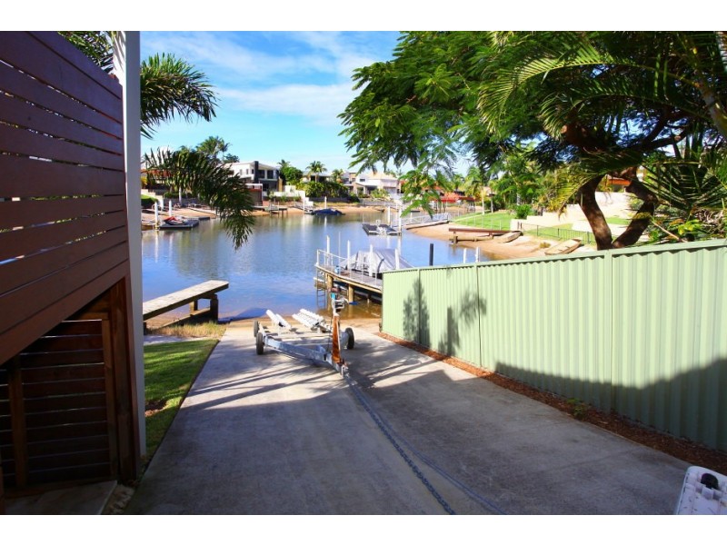 5 Tyrone Avenue, Sorrento QLD 4217