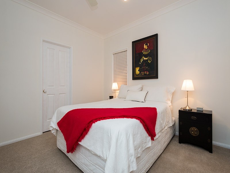 110/40 Cotlew Street East, Southport QLD 4215