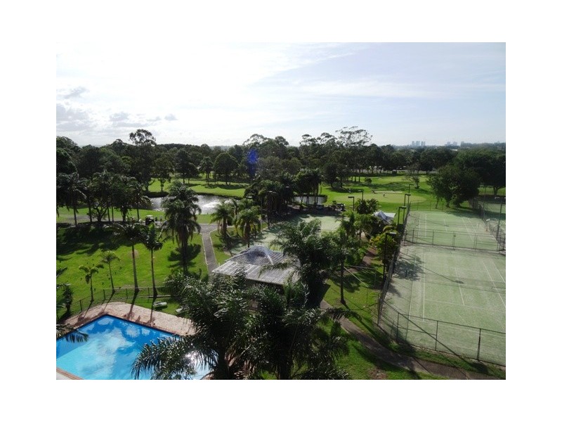 43/13 Fairways Drive, Clear Island Waters QLD 4226