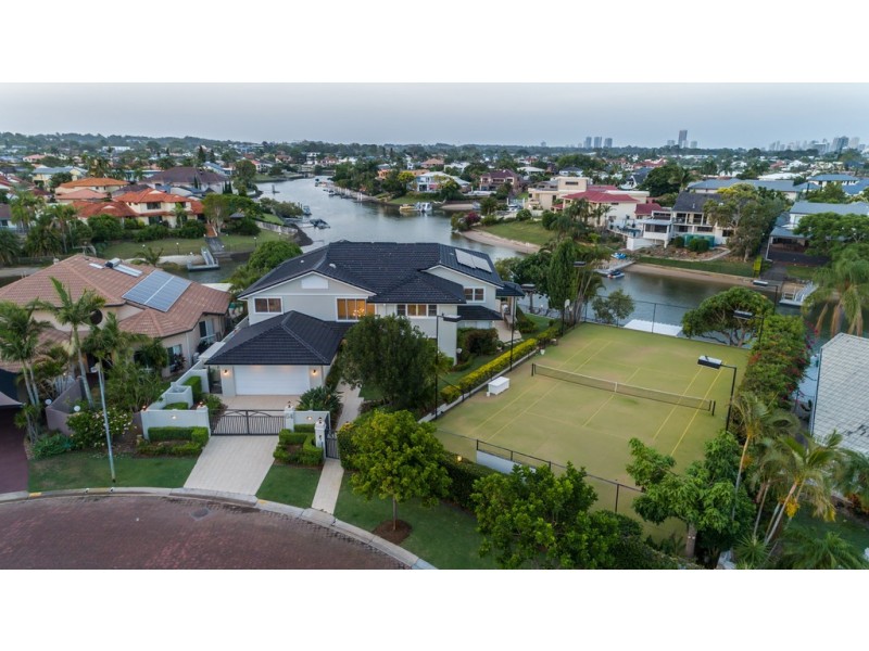 64-66 Charolais Crescent, Benowa Waters QLD 4217