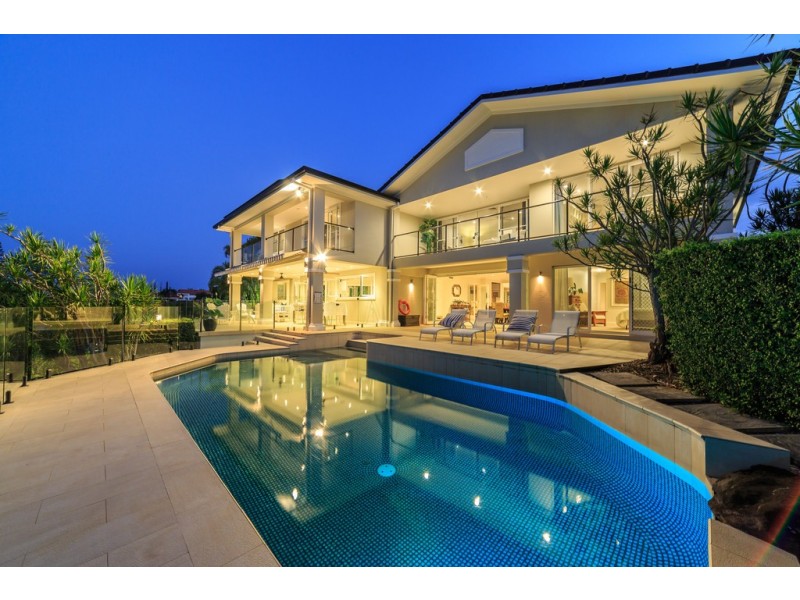 64-66 Charolais Crescent, Benowa Waters QLD 4217