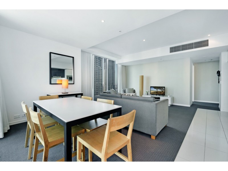 22206/6 Orchid Avenue “Hilton”, Surfers Paradise QLD 4217