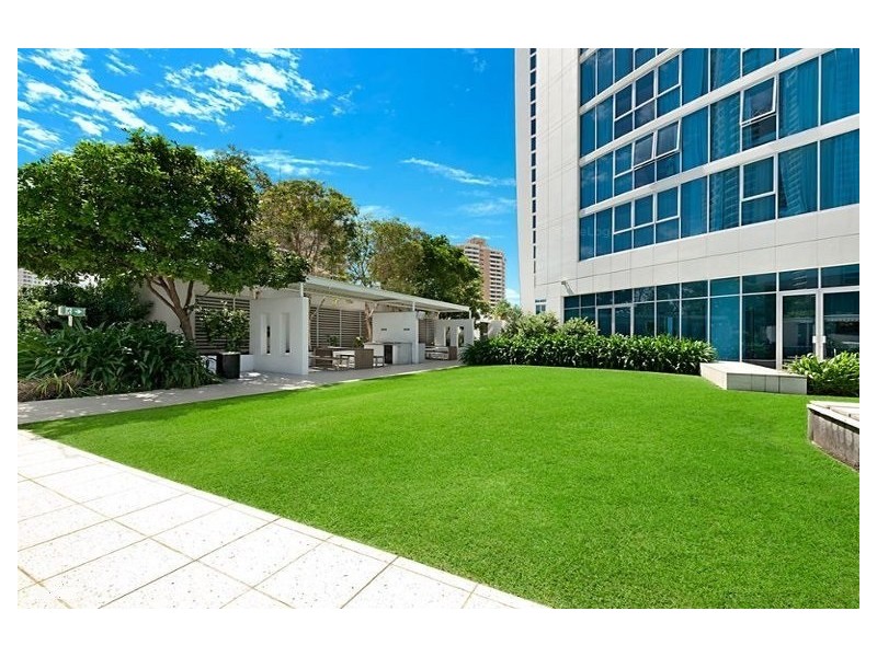 22206/6 Orchid Avenue “Hilton”, Surfers Paradise QLD 4217