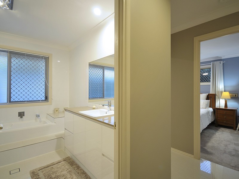 55 Camberwell Circuit, Robina QLD 4226