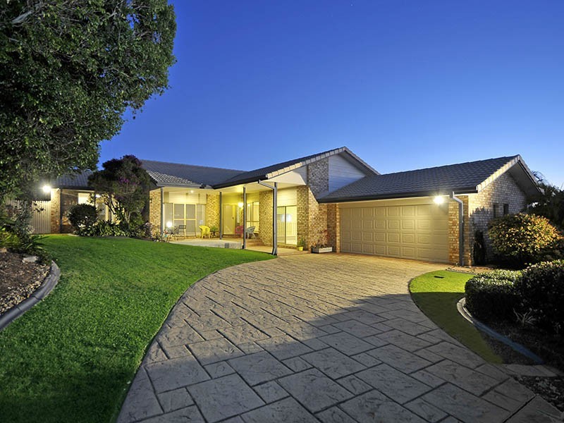 55 Camberwell Circuit, Robina QLD 4226