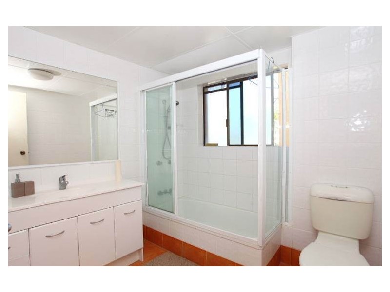 6/28 Old Burleigh Road ‘Mykonos’, Surfers Paradise QLD 4217