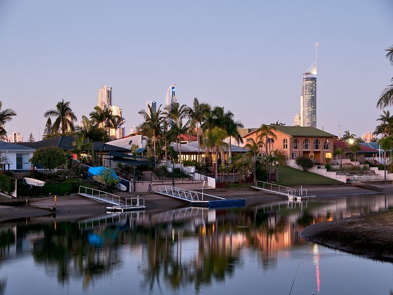 127 Campbell Street, Sorrento QLD 4217
