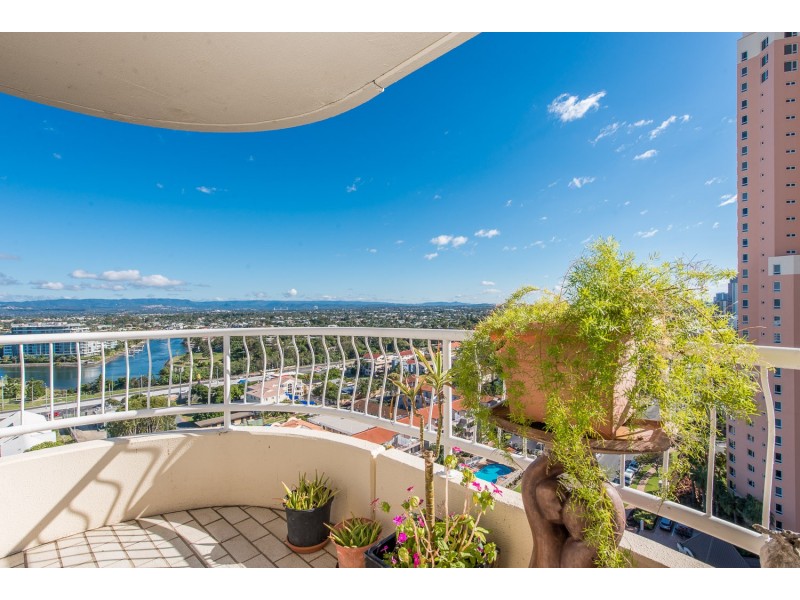 63 ‘Capricorina’ 121 Surf Parade, Broadbeach QLD 4218