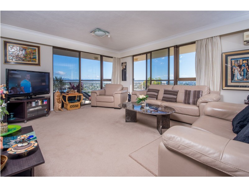 63 ‘Capricorina’ 121 Surf Parade, Broadbeach QLD 4218