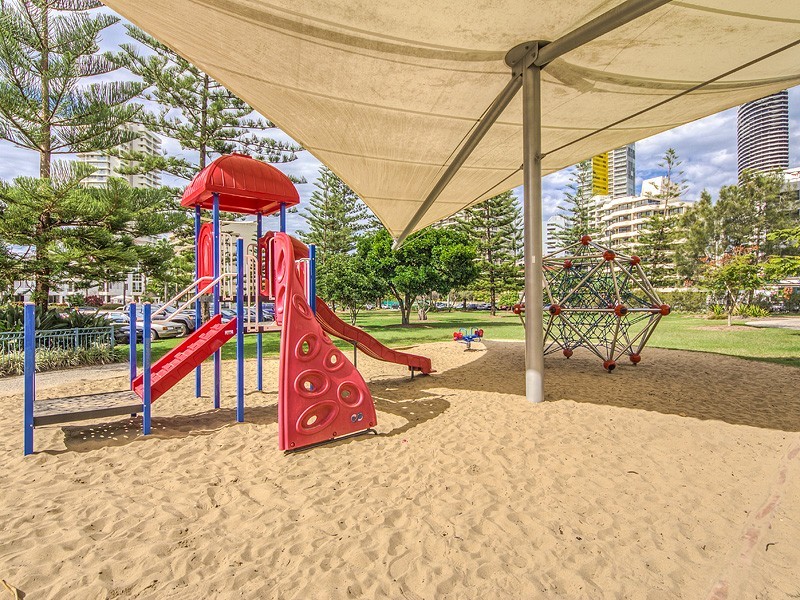 63 ‘Capricorina’ 121 Surf Parade, Broadbeach QLD 4218