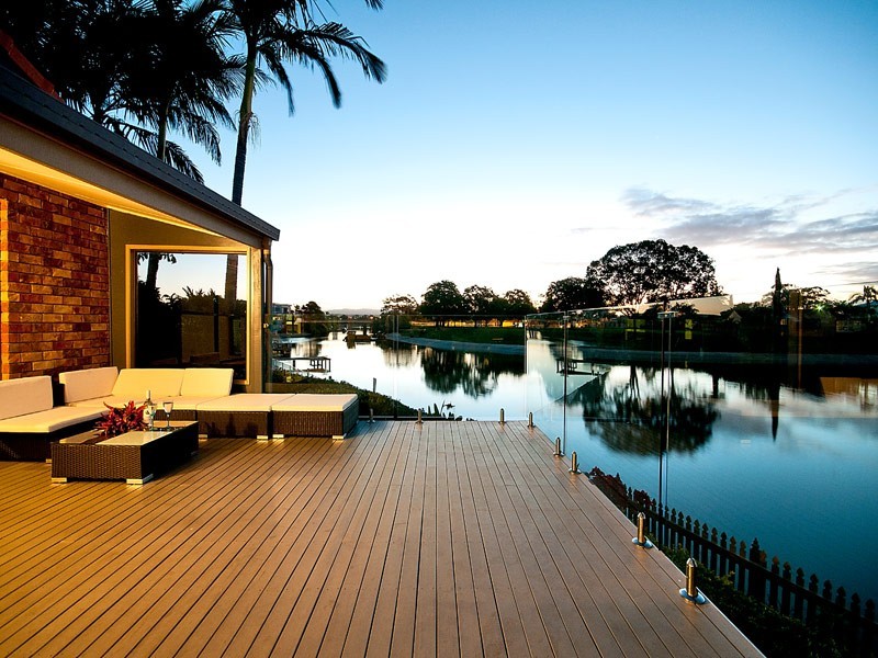 26 Cocos Crescent, Broadbeach Waters QLD 4218